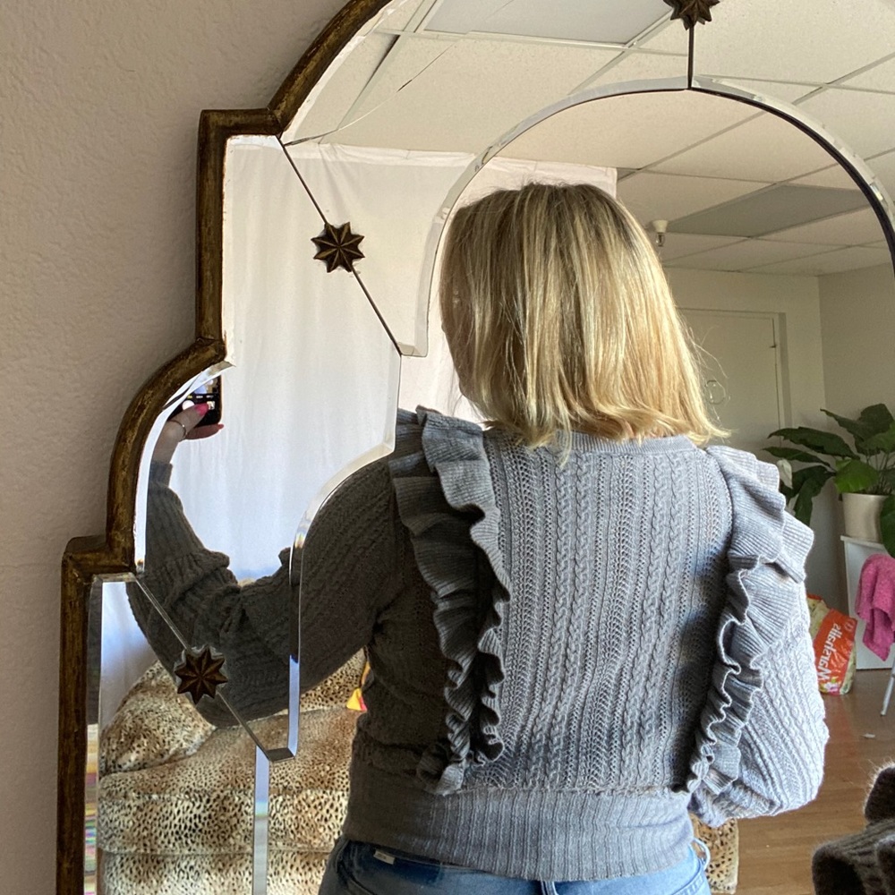 HM grey button up ruffle cardigan sweater - Picture 3 of 3
